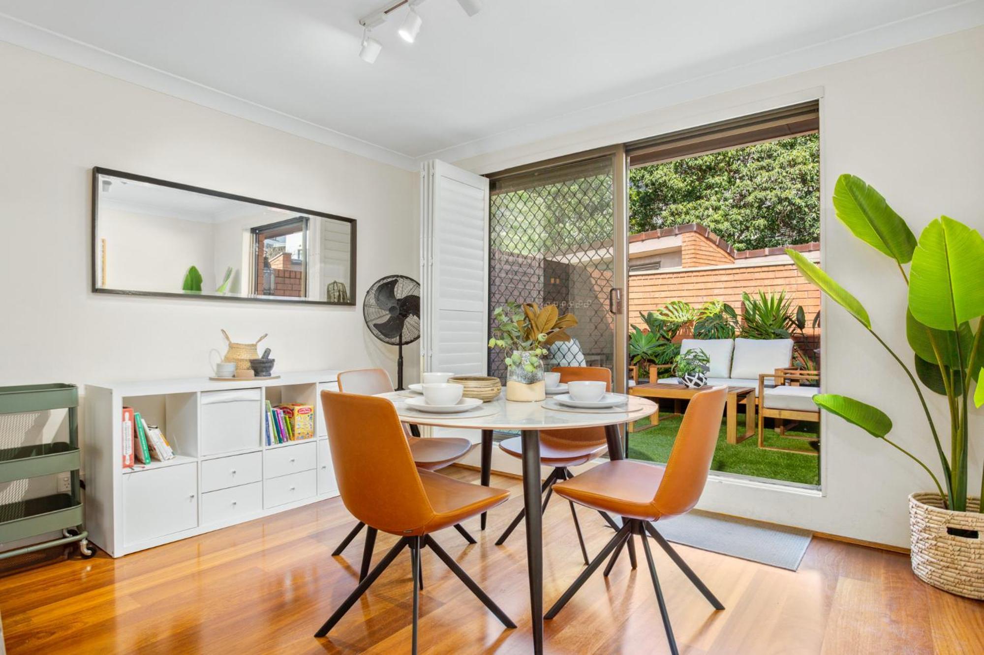 Ferienwohnung Elegantly Modern 2-Bed In The Heart Of Chippendale Sydney Exterior foto